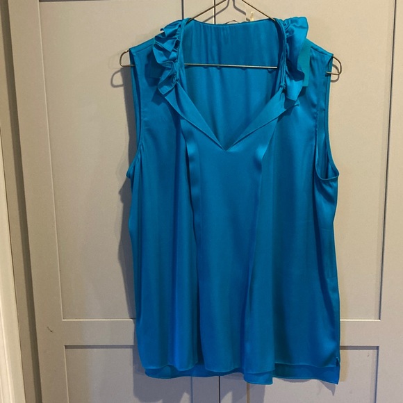 Beautiful Turquoise Silk Blouse - Picture 1 of 8
